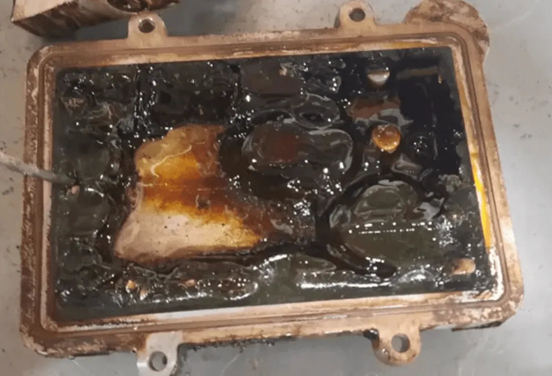 A hot melt tank on stand by mode